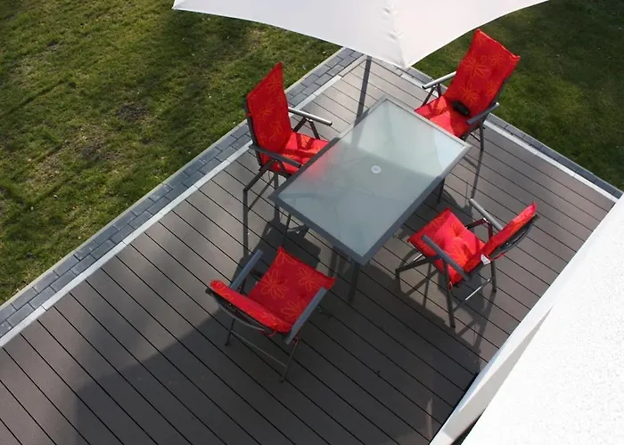 With 2 Bedrooms Holiday home